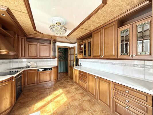 Продам многокомнатную квартиру, Володарского ул, 119, Киров г