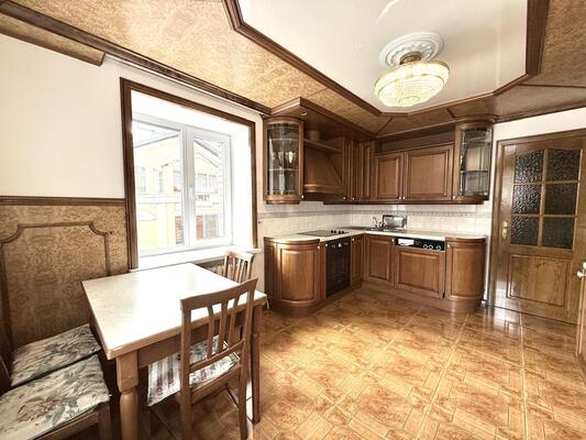 Продам многокомнатную квартиру, Володарского ул, 119, Киров г