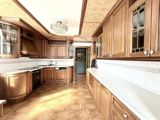Продам многокомнатную квартиру, Володарского ул, 119, Киров г