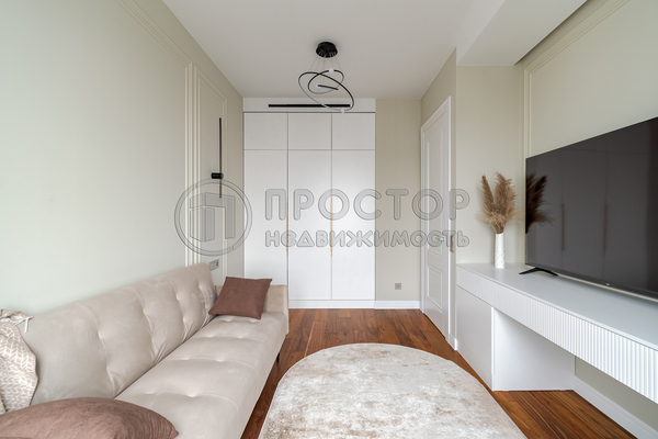Продам трехкомнатную (3-комн.) квартиру, Лобачевского ул, 120к1, Москва г