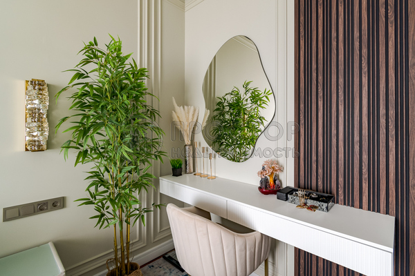 Продам трехкомнатную (3-комн.) квартиру, Лобачевского ул, 120к1, Москва г