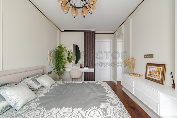 Продам трехкомнатную (3-комн.) квартиру, Лобачевского ул, 120к1, Москва г