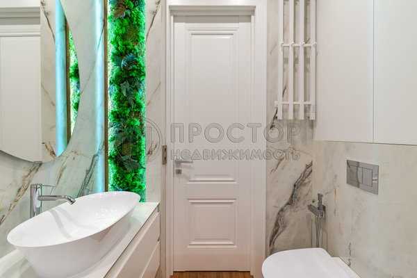 Продам трехкомнатную (3-комн.) квартиру, Лобачевского ул, 120к1, Москва г