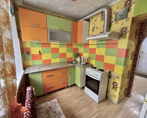 Продам двухкомнатную (2-комн.) квартиру, Цементная ул, 10, Нижний Тагил г