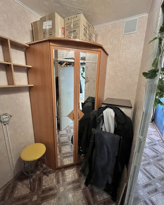 Продам двухкомнатную (2-комн.) квартиру, Цементная ул, 10, Нижний Тагил г