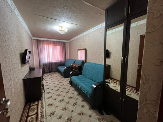 Продам двухкомнатную (2-комн.) квартиру, Лазо ул, 12, Нальчик г