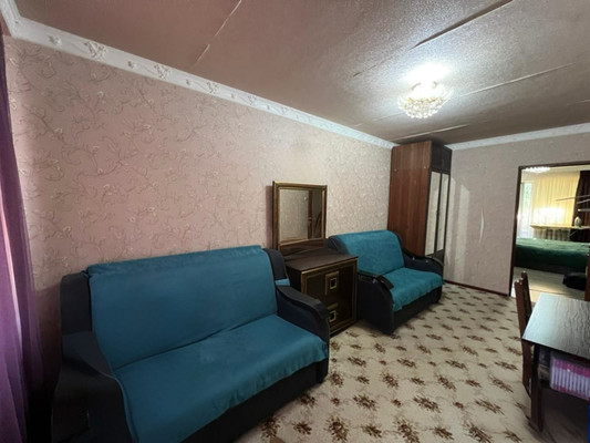Продам двухкомнатную (2-комн.) квартиру, Лазо ул, 12, Нальчик г