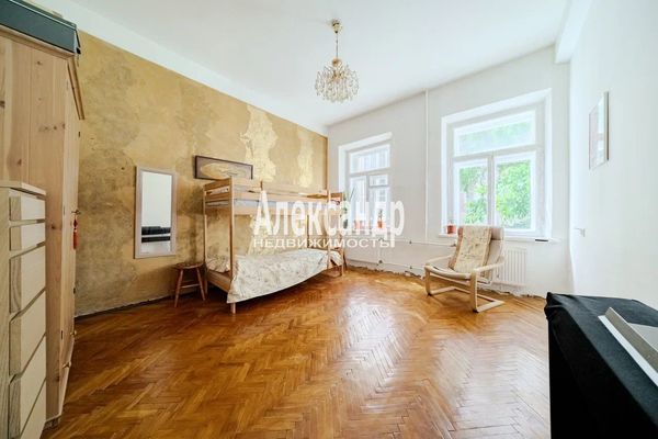 Продам трехкомнатную (3-комн.) квартиру, Невский пр-кт, 139, Санкт-Петербург г