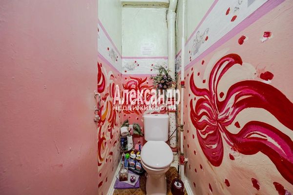Продам трехкомнатную (3-комн.) квартиру, Невский пр-кт, 139, Санкт-Петербург г