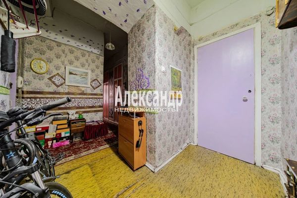 Продам трехкомнатную (3-комн.) квартиру, Невский пр-кт, 139, Санкт-Петербург г