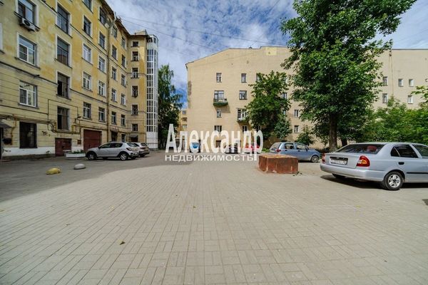 Продам трехкомнатную (3-комн.) квартиру, Невский пр-кт, 139, Санкт-Петербург г