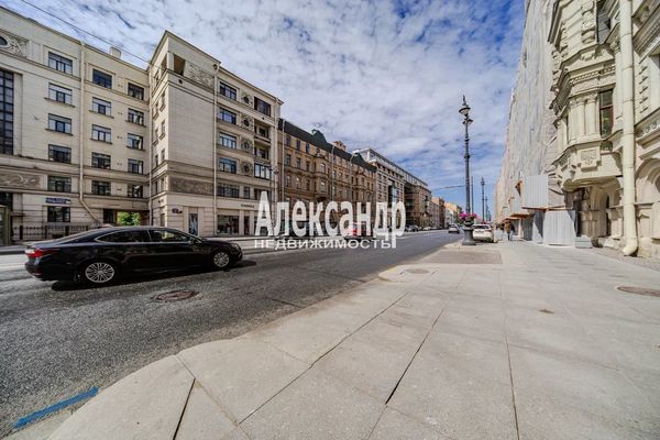 Продам трехкомнатную (3-комн.) квартиру, Невский пр-кт, 139, Санкт-Петербург г