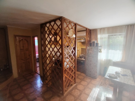 Продам трехкомнатную (3-комн.) квартиру, Гражданский пер, 23, Туапсе г