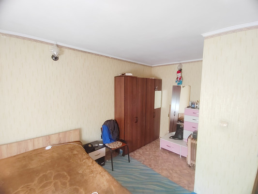 Продам трехкомнатную (3-комн.) квартиру, Гражданский пер, 23, Туапсе г