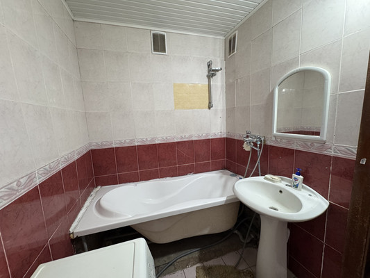 Продам двухкомнатную (2-комн.) квартиру, Королева пр-кт, 3/4, Ростов-на-Дону г