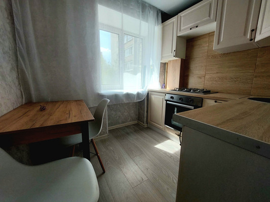 Продам двухкомнатную (2-комн.) квартиру, Высоковольтная ул, 35, Рязань г