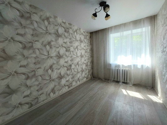 Продам двухкомнатную (2-комн.) квартиру, Высоковольтная ул, 35, Рязань г