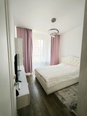 Продам трехкомнатную (3-комн.) квартиру, Красноказарменная ул, 14ак6, Москва г