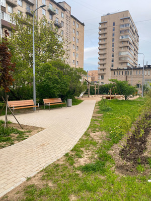 Продам двухкомнатную (2-комн.) квартиру, Большеохтинский пр-кт, 14, Санкт-Петербург г