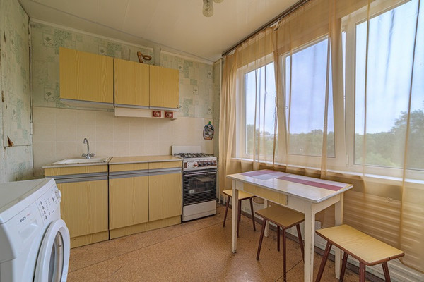 Продам двухкомнатную (2-комн.) квартиру, 8 Марта ул, 21, Пенза г