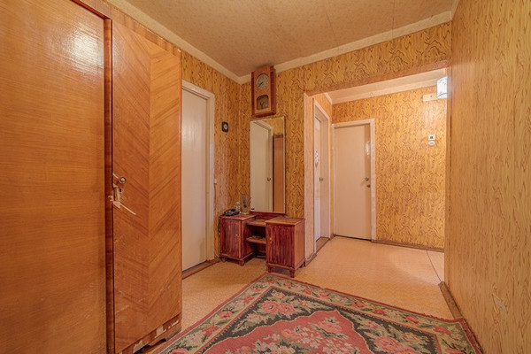Продам двухкомнатную (2-комн.) квартиру, 8 Марта ул, 21, Пенза г