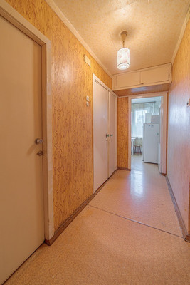 Продам двухкомнатную (2-комн.) квартиру, 8 Марта ул, 21, Пенза г