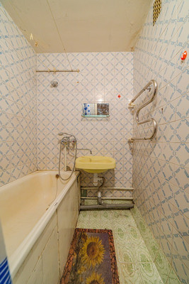 Продам двухкомнатную (2-комн.) квартиру, 8 Марта ул, 21, Пенза г