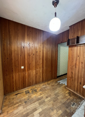 Продам трехкомнатную (3-комн.) квартиру, Ватутина ул, 32, Нальчик г