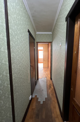 Продам трехкомнатную (3-комн.) квартиру, Ватутина ул, 32, Нальчик г