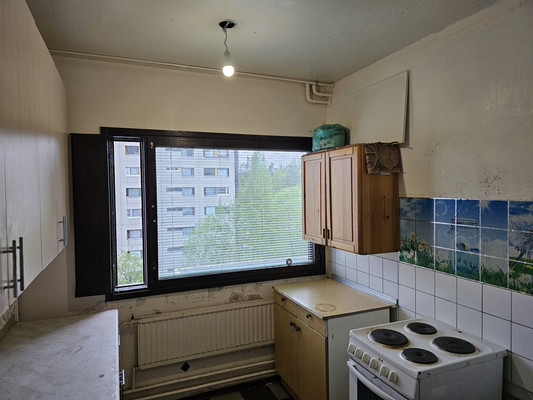 Продам комнату в 12-комн. квартире, Горняков пр-кт, 2кБ, Костомукша г