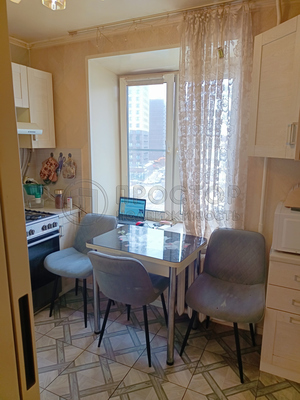 Продам двухкомнатную (2-комн.) квартиру, Полярная ул, 26к1, Москва г