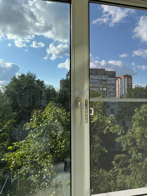 Продам двухкомнатную (2-комн.) квартиру, Полевая ул, 11, Лунёво п