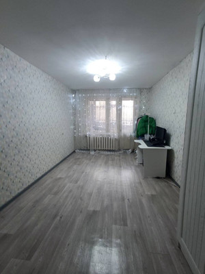 Продам двухкомнатную (2-комн.) квартиру, Карла Маркса пр-кт, 463, Самара г