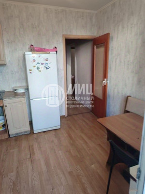 Продам двухкомнатную (2-комн.) квартиру, Совхозная ул, 8ка, Химки г