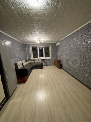 Продам комнату в 9-комн. квартире, Средне-Садовая ул, 67, Самара г