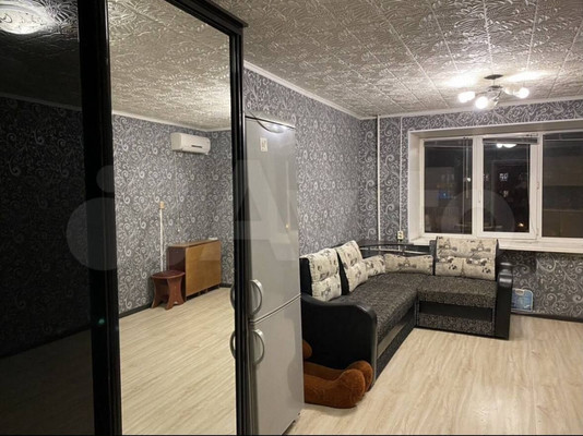 Продам комнату в 9-комн. квартире, Средне-Садовая ул, 67, Самара г