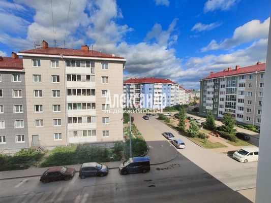 Продам комнату в 4-комн. квартире, Пушкинская ул, 10к2, Шушары п