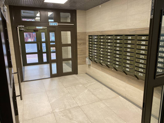 Продам двухкомнатную (2-комн.) квартиру, Лесников ул, 51, Красноярск г