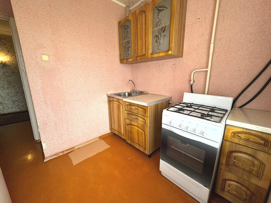 Продам двухкомнатную (2-комн.) квартиру, 2-й Микрорайон ул, 26ка, Эльбан рп