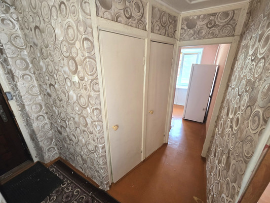 Продам двухкомнатную (2-комн.) квартиру, 2-й Микрорайон ул, 26ка, Эльбан рп