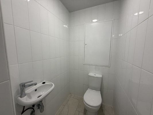 Продам трехкомнатную (3-комн.) квартиру, Ротмистрова ул, 2к4, Москва г