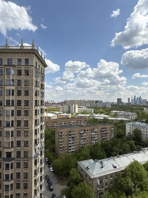 Продам трехкомнатную (3-комн.) квартиру, Ротмистрова ул, 2к4, Москва г