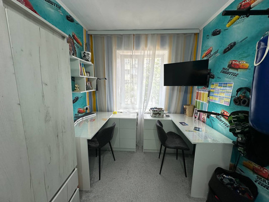 Продам двухкомнатную (2-комн.) квартиру, Красная ул, 146, Кропоткин г