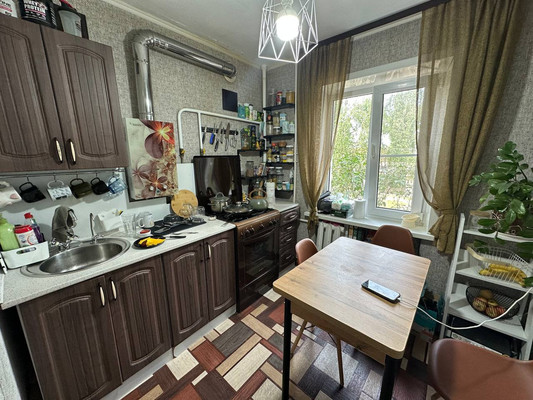 Продам двухкомнатную (2-комн.) квартиру, Красная ул, 146, Кропоткин г