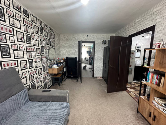 Продам двухкомнатную (2-комн.) квартиру, Красная ул, 146, Кропоткин г