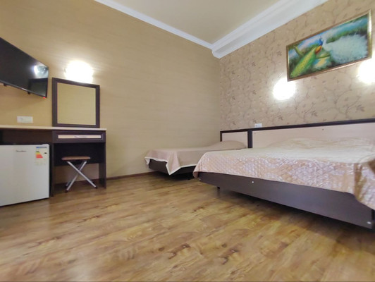 Продам однокомнатную (1-комн.) квартиру, Лазурная ул, 14, Витязево с
