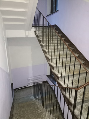 Продам трехкомнатную (3-комн.) квартиру, Съезжинская ул, 32, Санкт-Петербург г