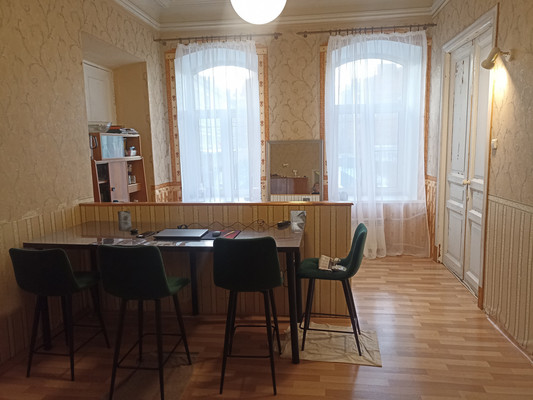 Продам трехкомнатную (3-комн.) квартиру, Съезжинская ул, 32, Санкт-Петербург г