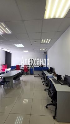 Сдам торговое помещение 75 м2, Авиаторов Балтики пр-кт, 11/1, Мурино п