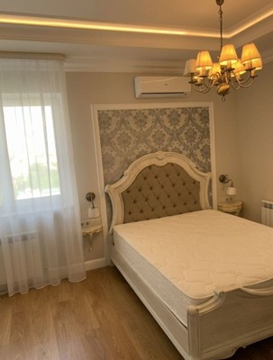 Продам двухкомнатную (2-комн.) квартиру, Варфоломеева ул, 222А-, Ростов-на-Дону г